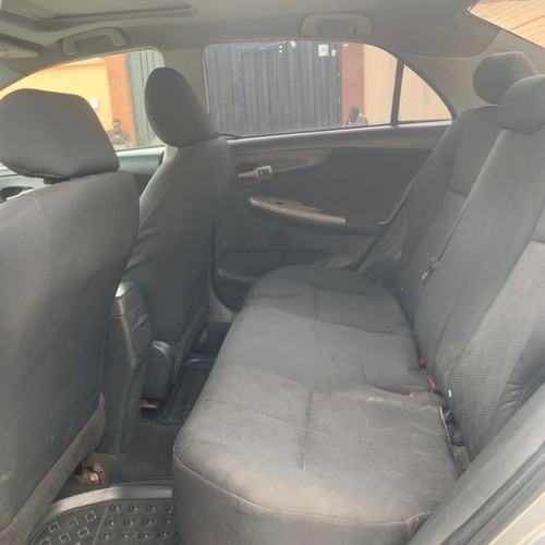 Registered 2010 Toyota Corolla LE for Sale In Ibadan