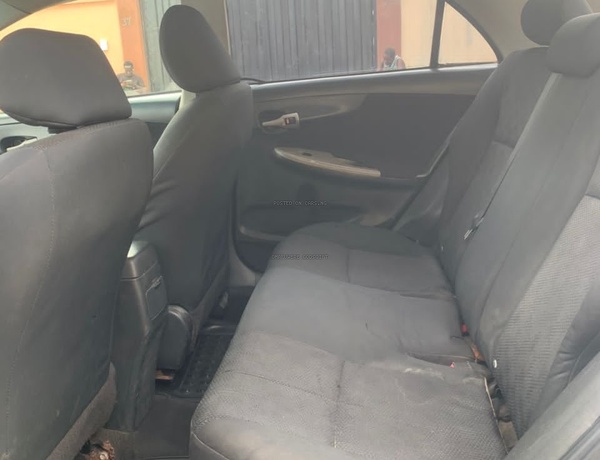 Registered 2010 Toyota Corolla LE for Sale In Ibadan