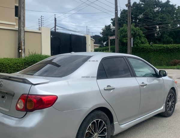 Registered 2010 Toyota Corolla LE for Sale In Ibadan