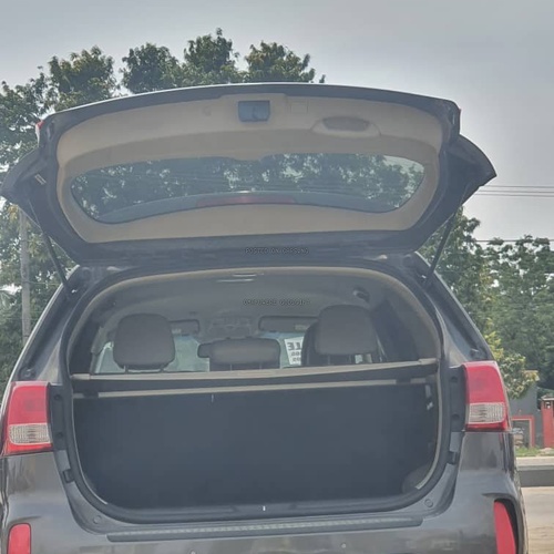 Foreign Used 2015 Kia Sorento for Sale In Lagos