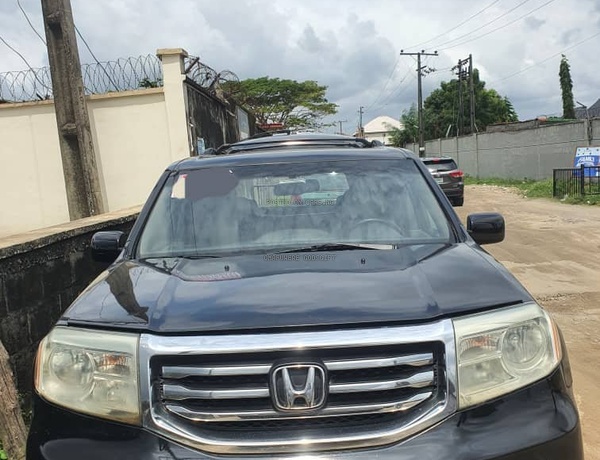 Honda Pilot 2013 model for Sale In Lagos