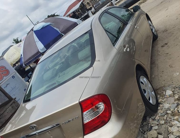 Tokumbo 2004 Camry LE  for Sale in Ajah Lagos