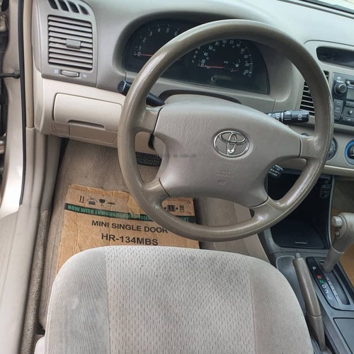 Tokumbo 2004 Camry LE  for Sale in Ajah Lagos