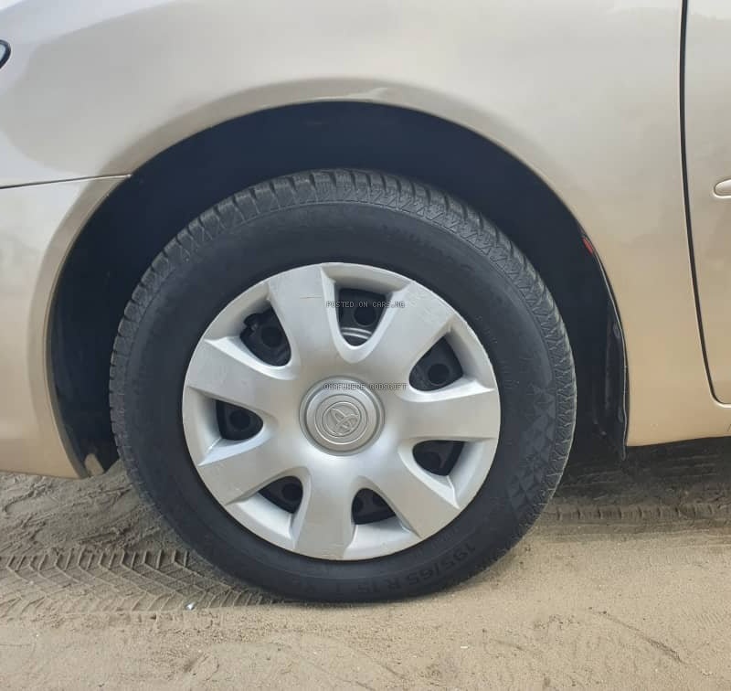 Tokumbo 2004 Camry LE  for Sale in Ajah Lagos image