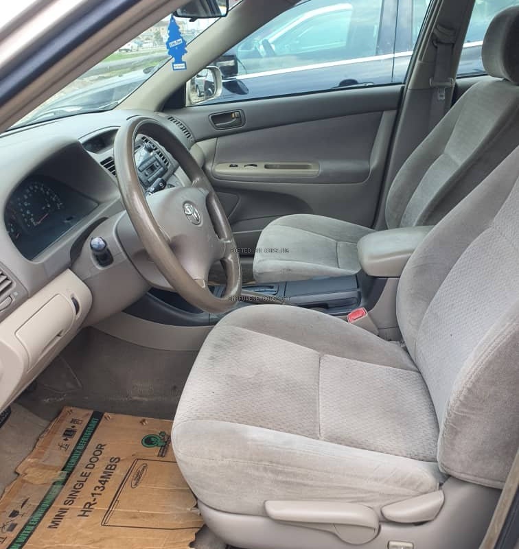 Tokumbo 2004 Camry LE  for Sale in Ajah Lagos image