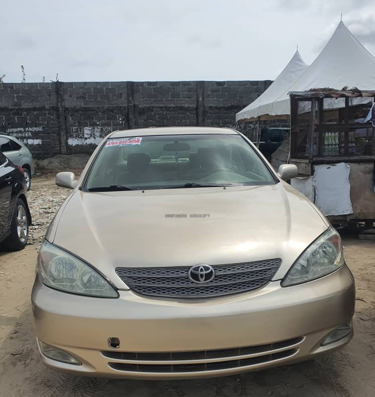 Tokumbo 2004 Camry LE  for Sale in Ajah Lagos image