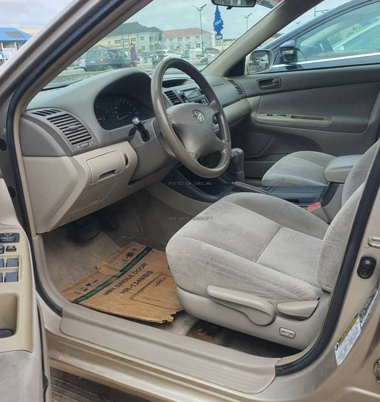 Tokumbo 2004 Camry LE  for Sale in Ajah Lagos image