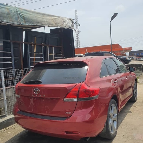 Tokunbo 2009 Toyota Venza for Sale In Ajah Lagos