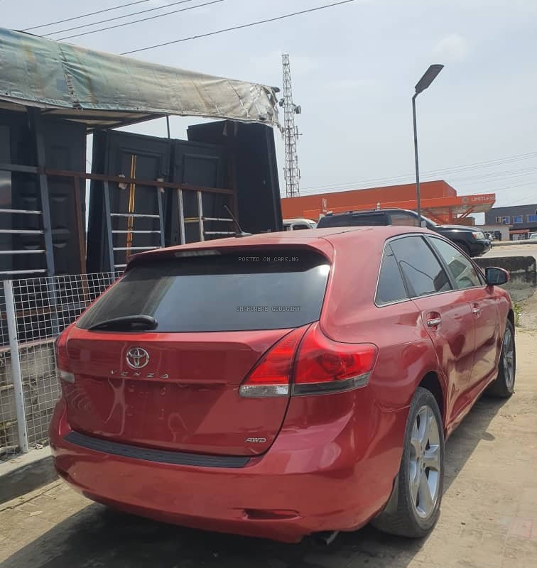 Tokunbo 2009 Toyota Venza for Sale In Ajah Lagos image