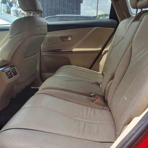 Tokunbo 2009 Toyota Venza for Sale In Ajah Lagos