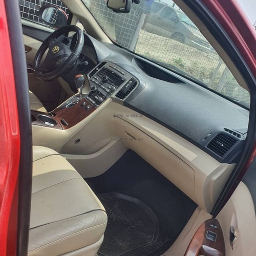 Tokunbo 2009 Toyota Venza for Sale In Ajah Lagos