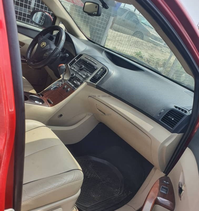 Tokunbo 2009 Toyota Venza for Sale In Ajah Lagos image