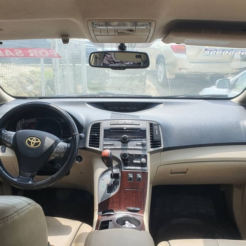 Tokunbo 2009 Toyota Venza for Sale In Ajah Lagos