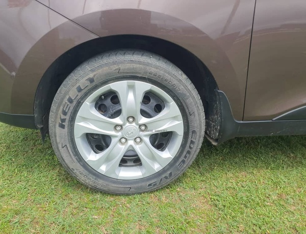 Foreign Used 2013 Hyundai Tucson AWD for Sale In Lagos