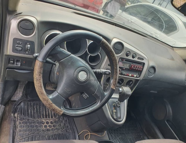 Neatly Used Registered Toyota Matrix 2004 for Sale In Lagos
