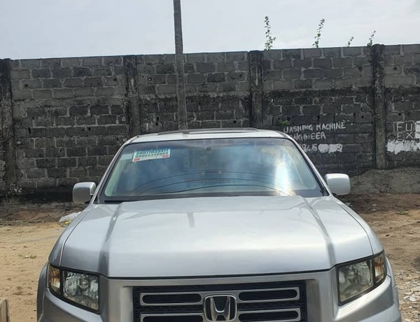 Foreign Used (Tokumbo) 2007 Honda Ridgeline for Sale In Lagos
