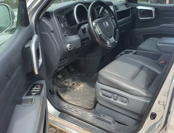 Foreign Used (Tokumbo) 2007 Honda Ridgeline for Sale In Lagos