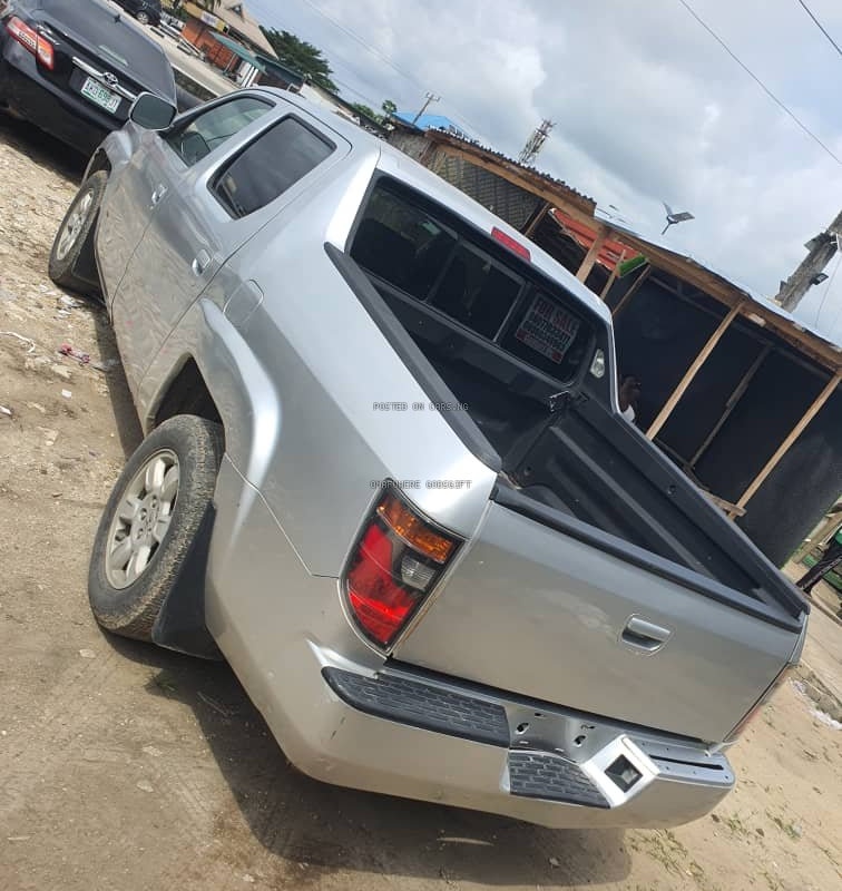 Foreign Used (Tokumbo) 2007 Honda Ridgeline for Sale In Lagos image