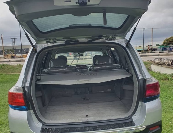 Registered 2008 Highlander Limited Upgraded to 2013 for Sale In Lagos