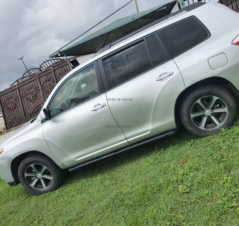 Registered 2008 Highlander Limited Upgraded to 2013 for Sale In Lagos image