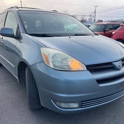 Toyota Sienna in lagos