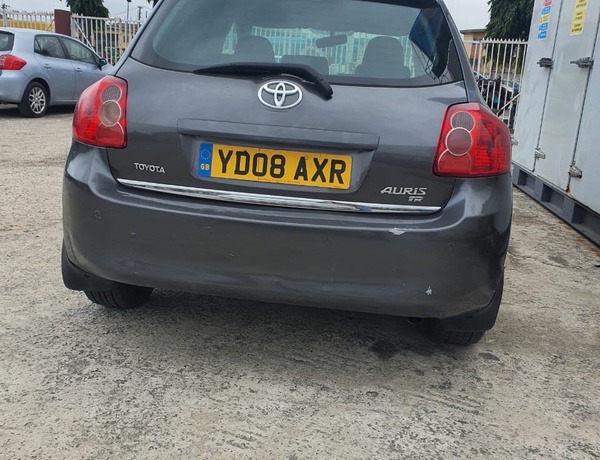 Foreign Used Toyota Auris in ikeja, lagos state
