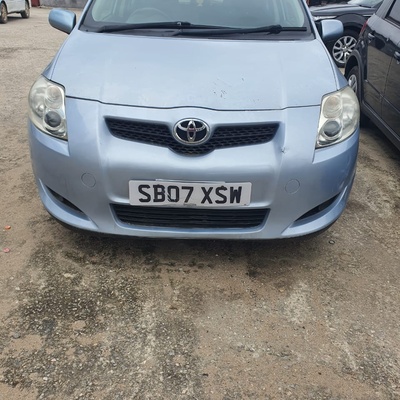 Toyota Auris for sale at ikeja, lagos state