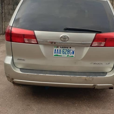 Toyota Sienna carriage In Lagos