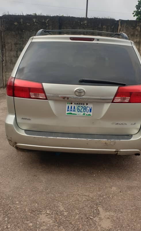Toyota Sienna carriage In Lagos image
