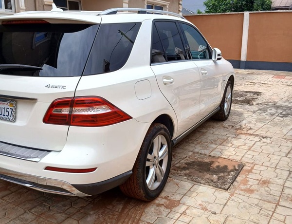 FOR SALE!!! ML350 4MATIC BENZ 2012 IN IPAJA, LAGOS STATE