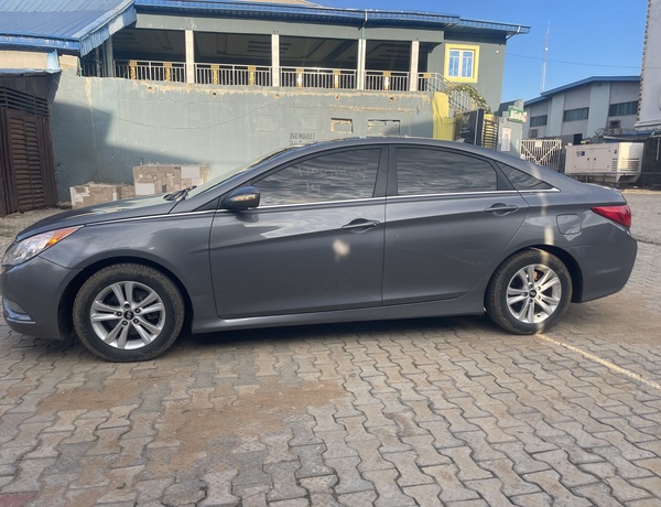 Foreign Used Hyundai SONATA 2014  In Lagos