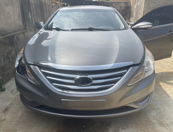 Foreign Used Hyundai SONATA 2014  In Lagos