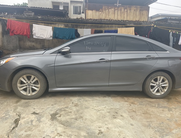 Foreign Used Hyundai SONATA 2014  In Lagos