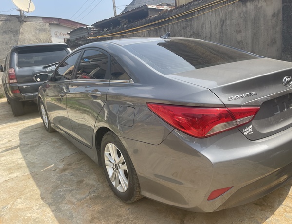 Foreign Used Hyundai SONATA 2014  In Lagos