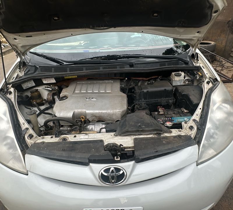 Toyota Sienna 2007 in Lagos , Ijaye Lagos image
