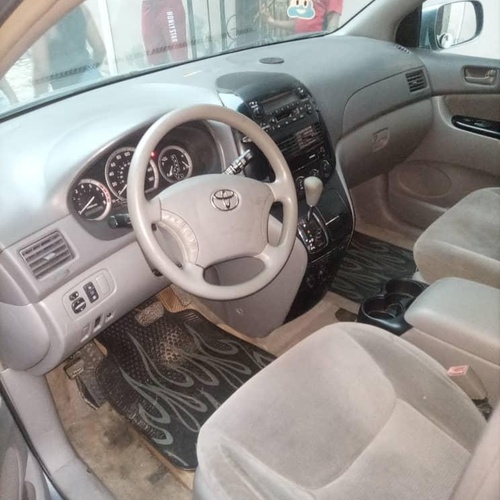 Toyota Sienna 2004 Lagos
