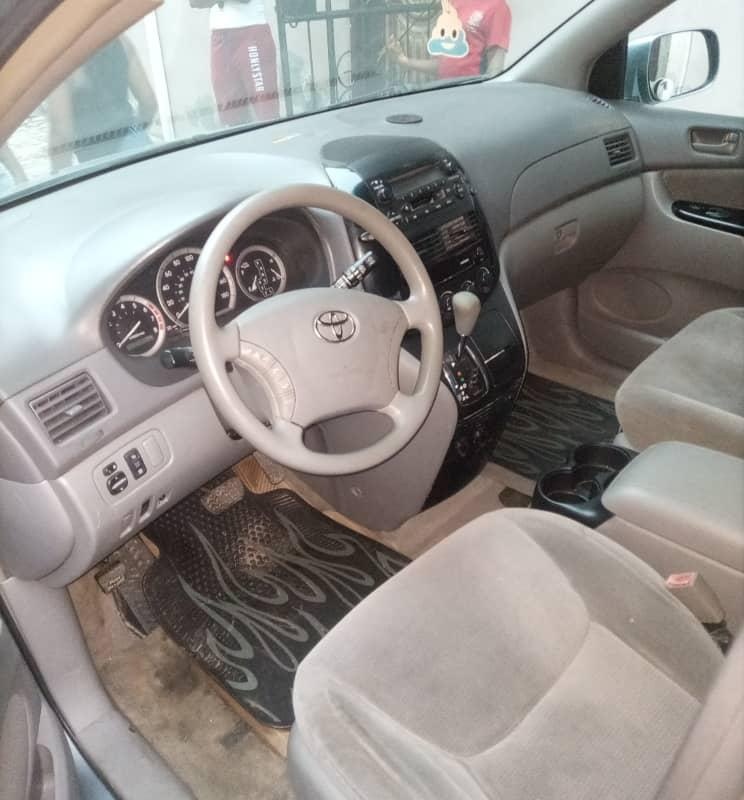 Toyota Sienna 2004 Lagos image