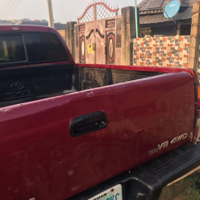 Nigerian Used Toyota Tundra 2004 for sale at Lagos State image
