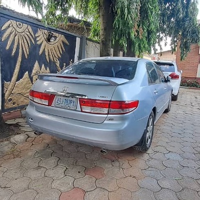Honda Accord 2004 model V6 for sale at Idimu, Lagos state