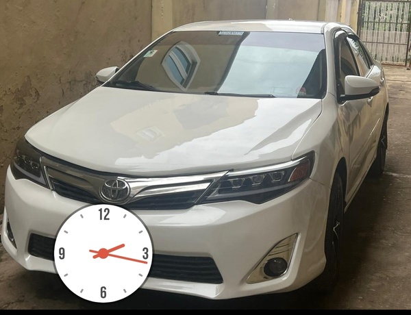 2014 Toyota Camry Hybrid In Lagos