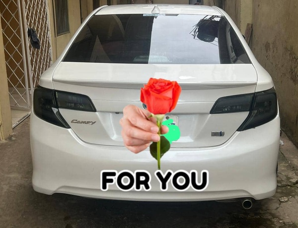 2014 Toyota Camry Hybrid In Lagos