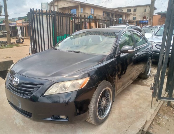 Toyota Camry 2008 LE for sale in lagos