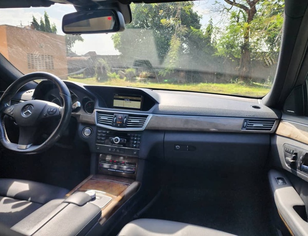 MERCEDES BENZ 2010 E350 FULL OPTION