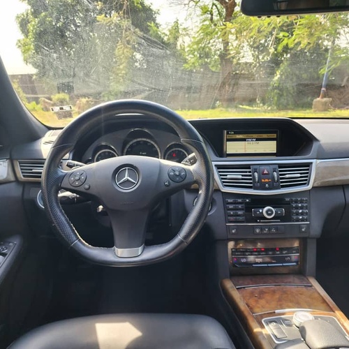 MERCEDES BENZ 2010 E350 FULL OPTION
