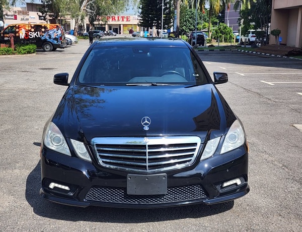 MERCEDES BENZ 2010 E350 FULL OPTION