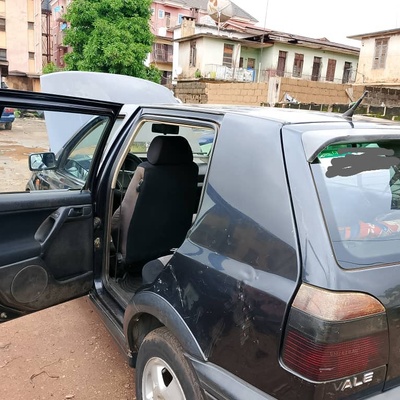 Volkswagen Golf 3, saloon car For Sale in Enugu state