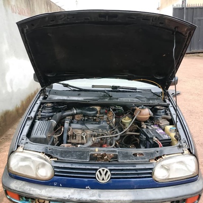 Volkswagen Golf 3, saloon car For Sale in Enugu state