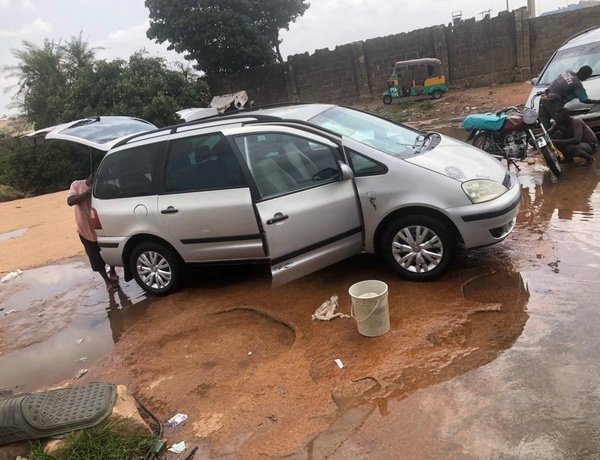 FORD GALAXY 2005 FOR SALE IN JOS PLATEAU STATE