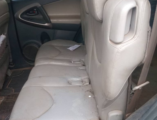 Toyota RAV4 2009 in Ogun state for Sale