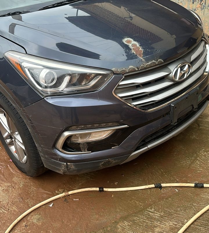 Hyundai Santa Fe 2018 For sale in ikeja, Lagos state image